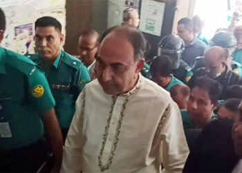 মহাসচিবসহ আমাকে ফাঁসির সেলে রাখা হয়েছিল, আদালতে মির্জা আব্বাস