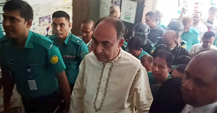 মহাসচিবসহ আমাকে ফাঁসির সেলে রাখা হয়েছিল, আদালতে মির্জা আব্বাস